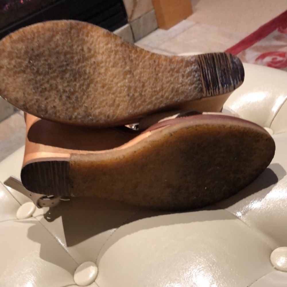 Vince Camuto Signature VI-CADANA genuine Leather wood wedge, size 8.5 - Picture 11 of 14